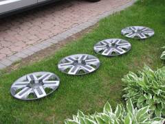 Painted hubcaps