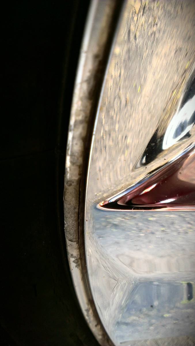 bubbling/cracking "chrome" rims 