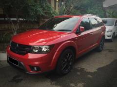 More information about "Blacktopped Dodge Journey"