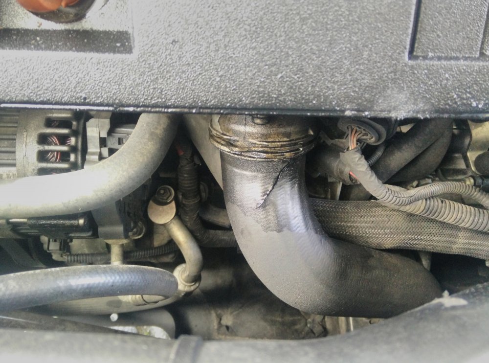 IMG_20180319_104859 Dodge Furo Rasgo no tubo do motor turbo intercooler.jpg