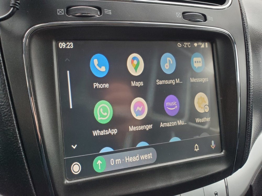 27 Android Auto home screen.jpg