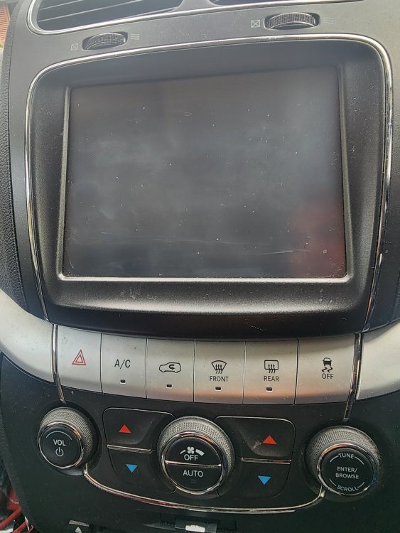 Centre console lights OFF.jpg